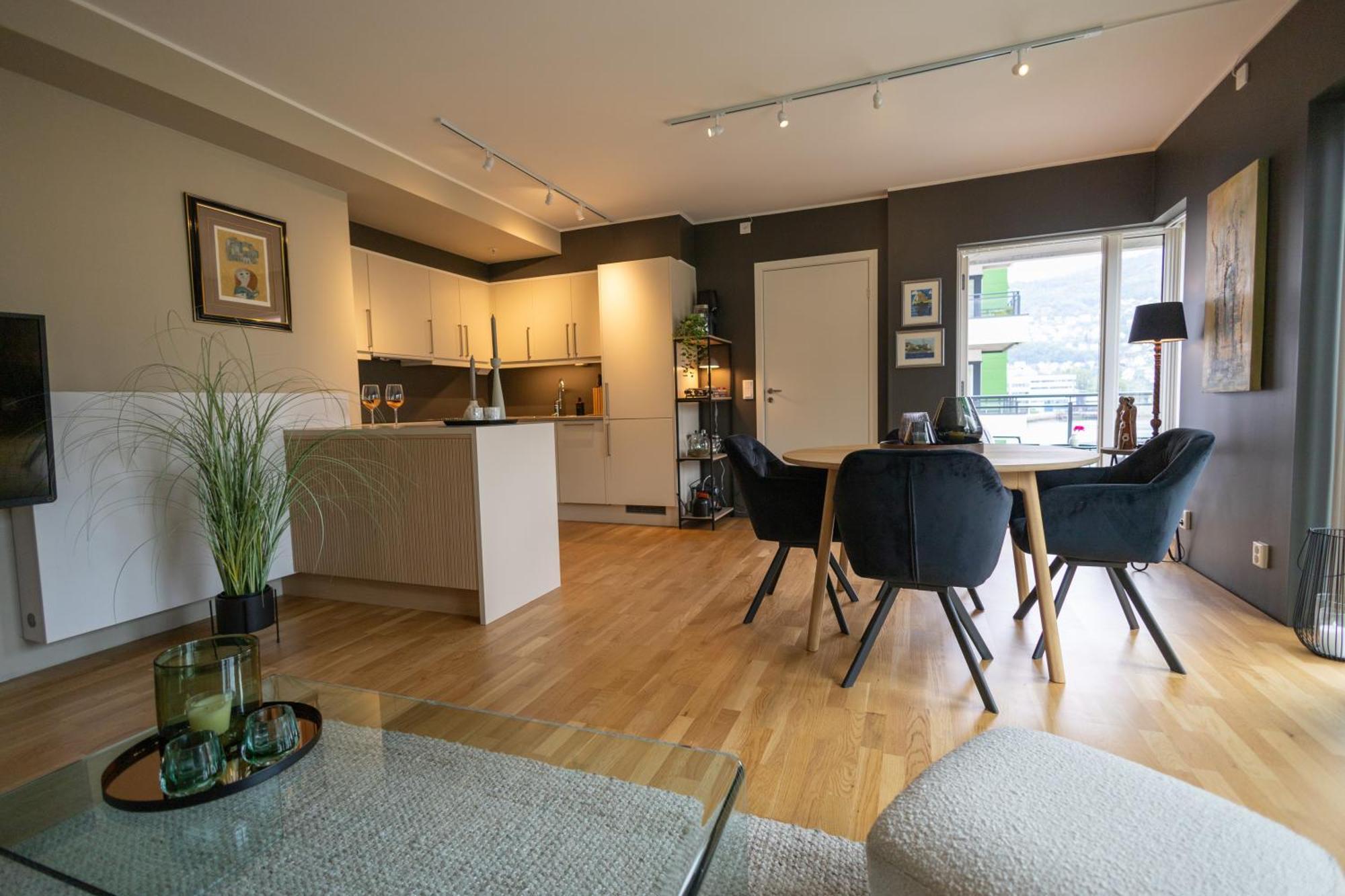 Modern Apartment - Amazing Terrace And Fjord View, Close To City Center Берген Екстер'єр фото